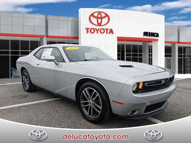 2019 Dodge Challenger SXT