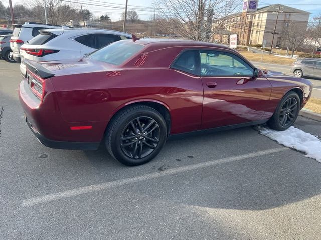 2019 Dodge Challenger SXT