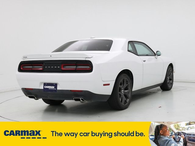 2019 Dodge Challenger SXT