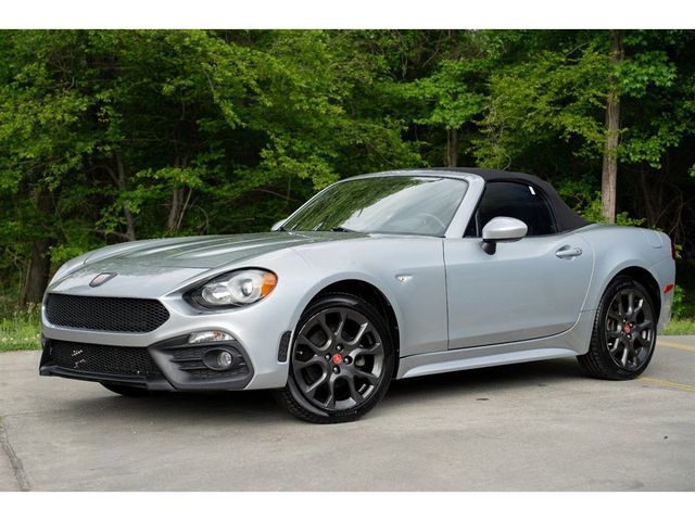 2019 FIAT 124 Spider Classica