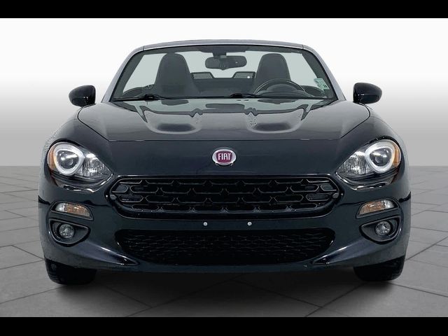 2019 FIAT 124 Spider Lusso