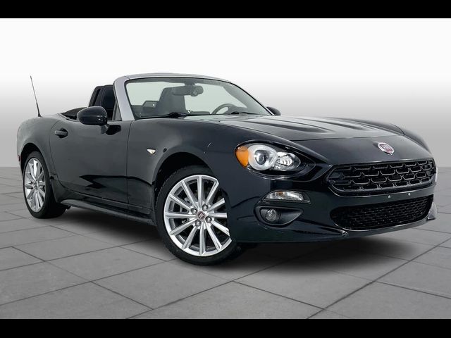 2019 FIAT 124 Spider Lusso