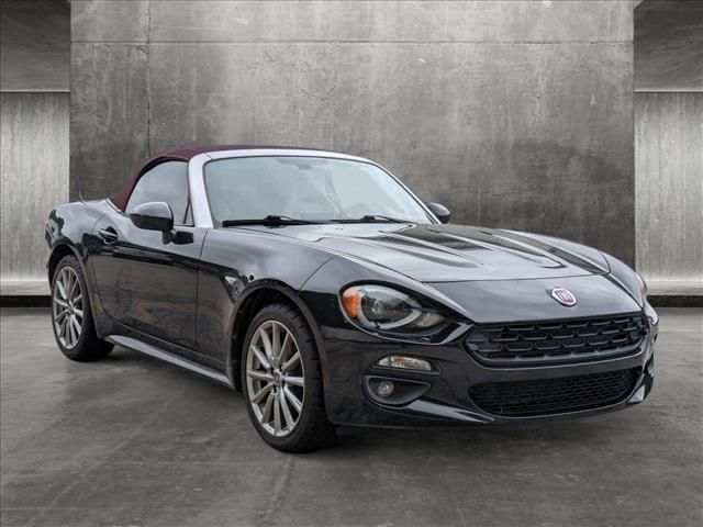 2019 FIAT 124 Spider Lusso