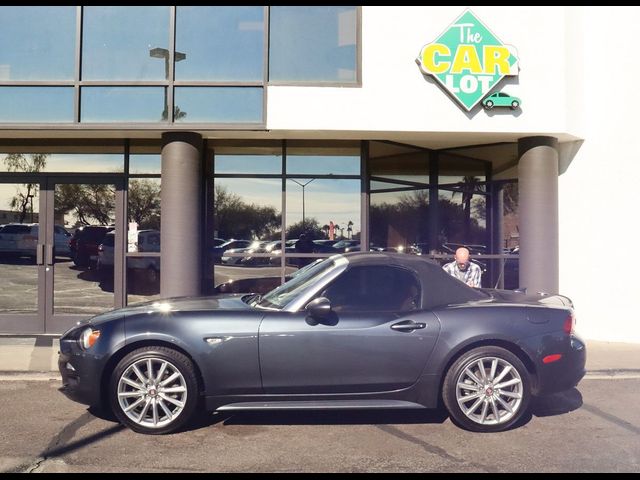 2019 FIAT 124 Spider Lusso