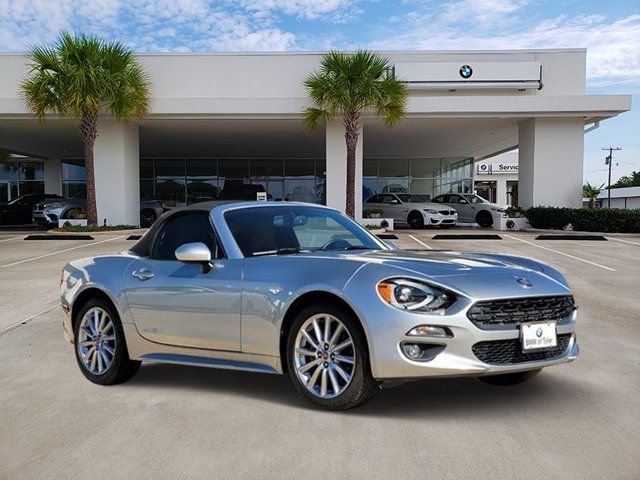 2019 FIAT 124 Spider Lusso