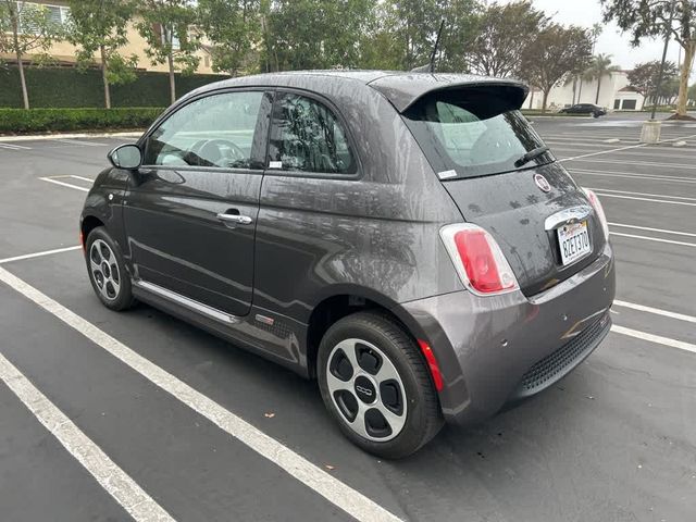 2019 FIAT 500e Base