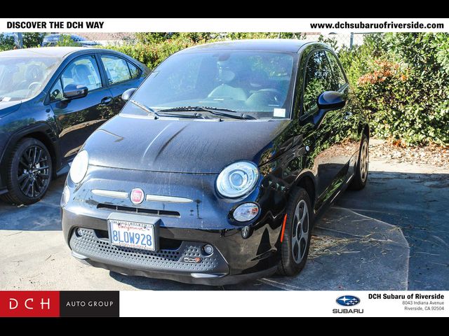 2019 FIAT 500e Base