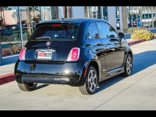 2019 FIAT 500e Base