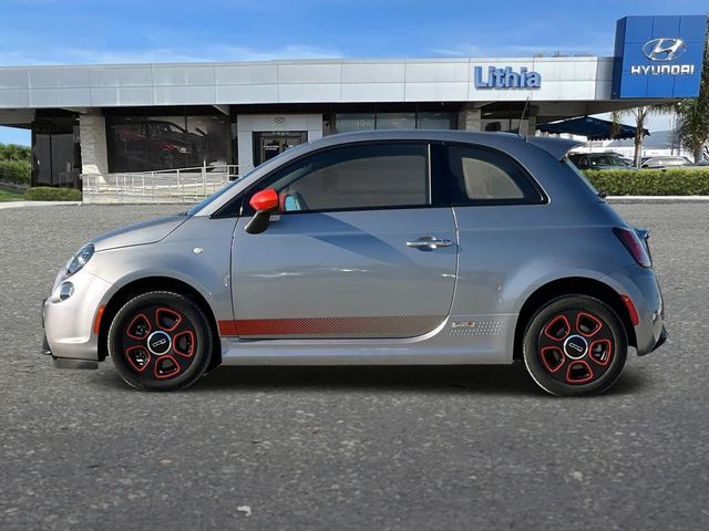 2019 FIAT 500e Base