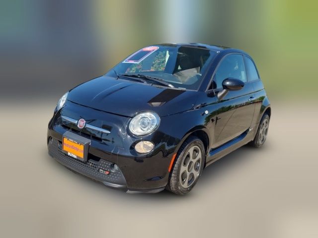 2019 FIAT 500e Base