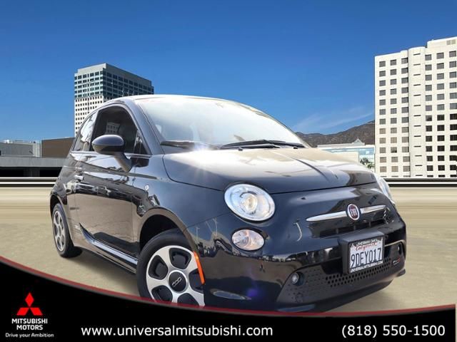 2019 FIAT 500e Base