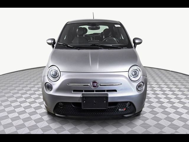 2019 FIAT 500e Base