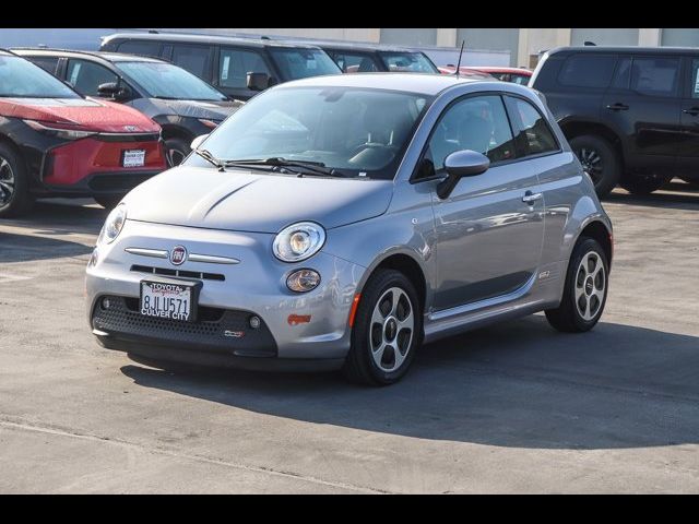 2019 FIAT 500e Base