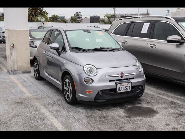 2019 FIAT 500e Base