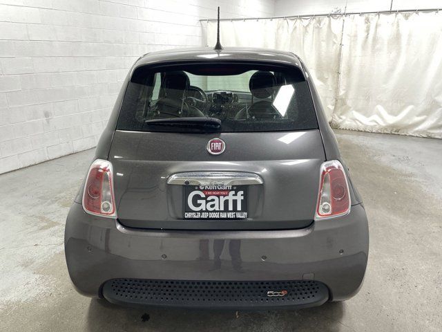 2019 FIAT 500e Base