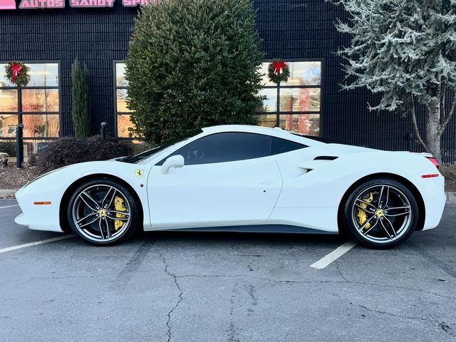 2019 Ferrari 488 GTB Base