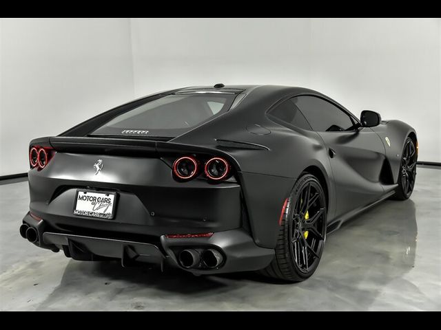 2019 Ferrari 812 Superfast Base