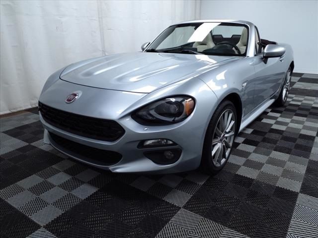 2019 FIAT 124 Spider Lusso