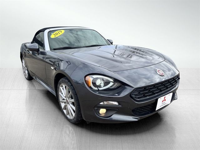 2019 FIAT 124 Spider Lusso