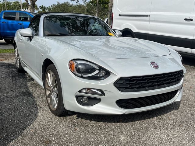 2019 FIAT 124 Spider Lusso