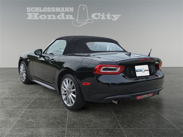 2019 FIAT 124 Spider Lusso