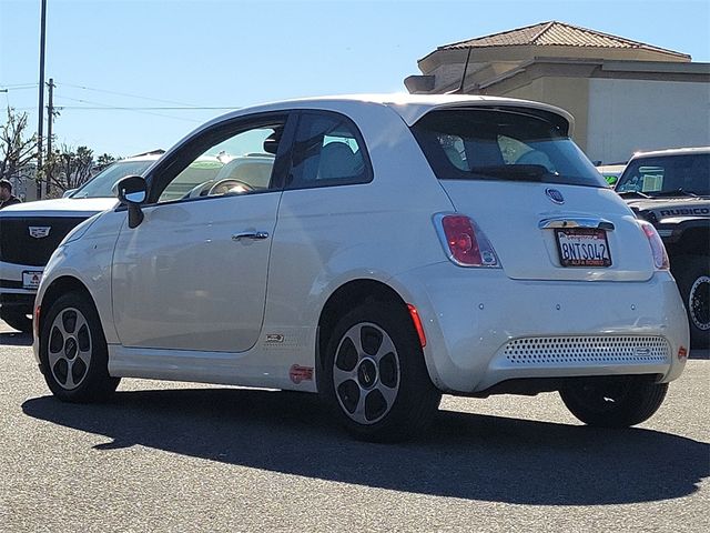 2019 FIAT 500e Base