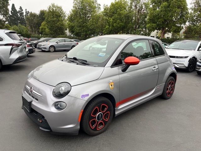 2019 FIAT 500e Base