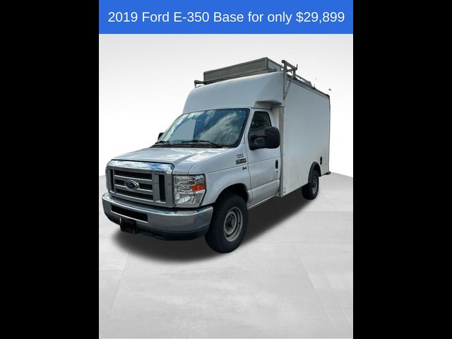 2019 Ford E-Series Base