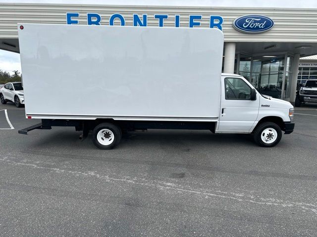 2019 Ford E-Series Base