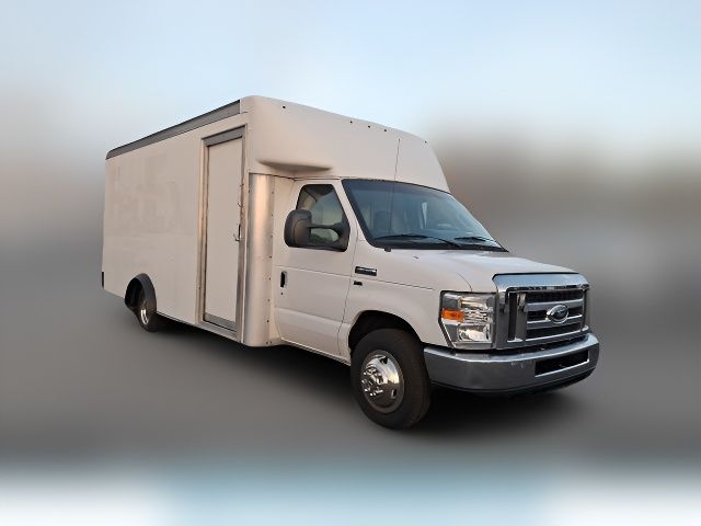 2019 Ford E-Series Base