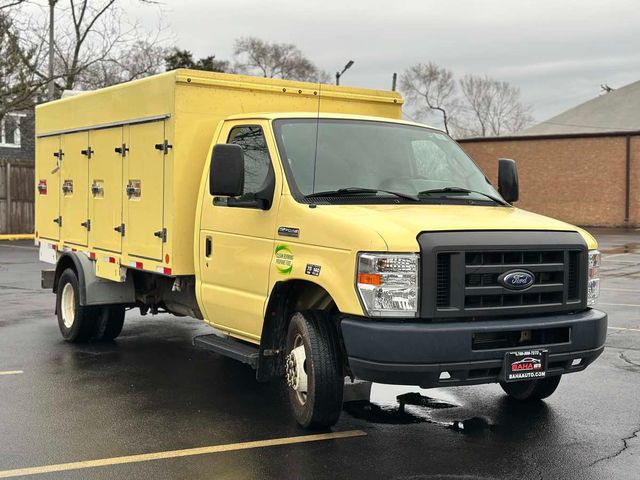 2019 Ford E-Series Base