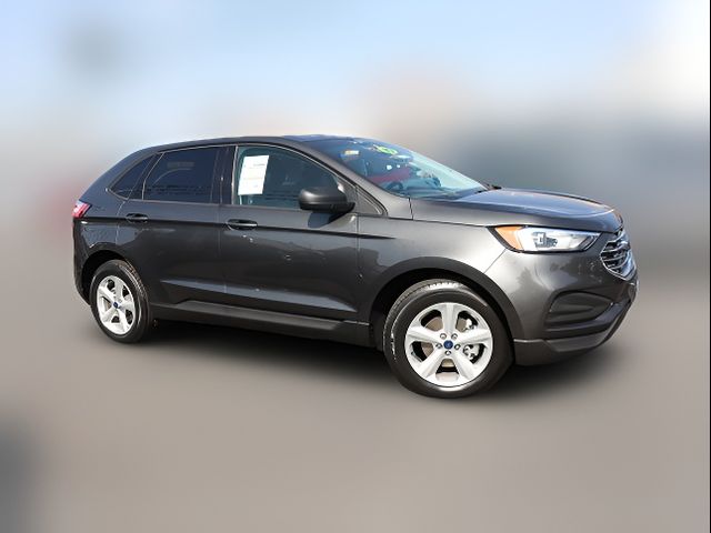 2019 Ford Edge SE