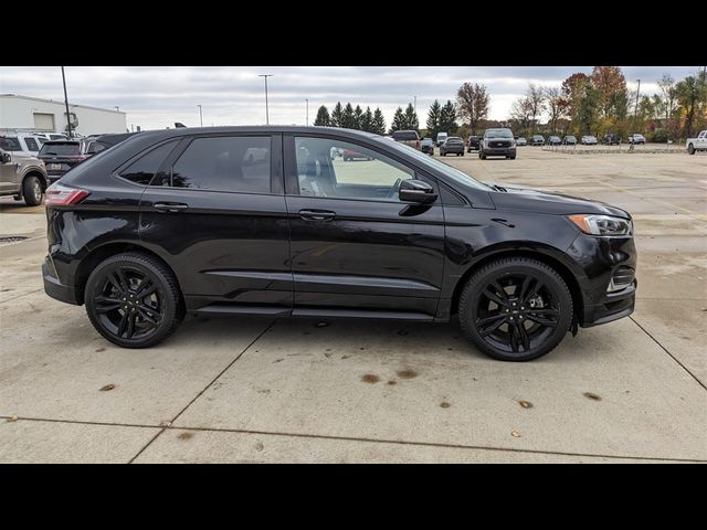 2019 Ford Edge ST