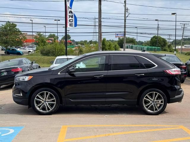 2019 Ford Edge Titanium