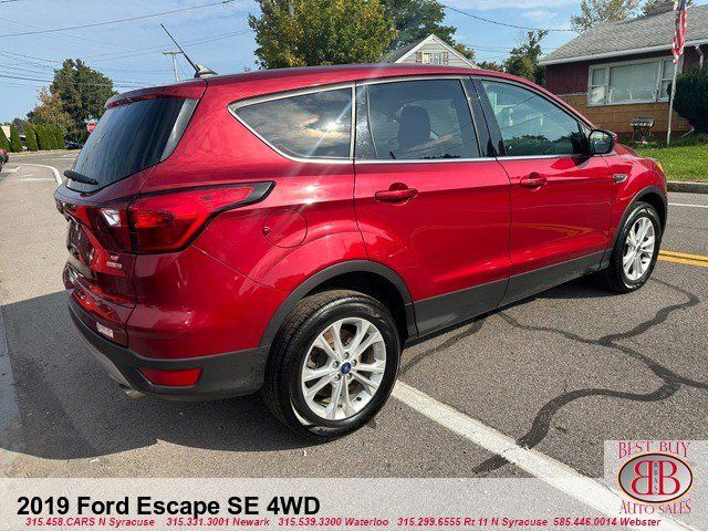 2019 Ford Escape SE