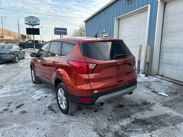 2019 Ford Escape SE