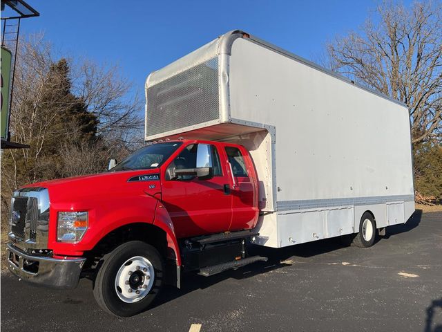 2019 Ford F-650 Pro Loader Gas