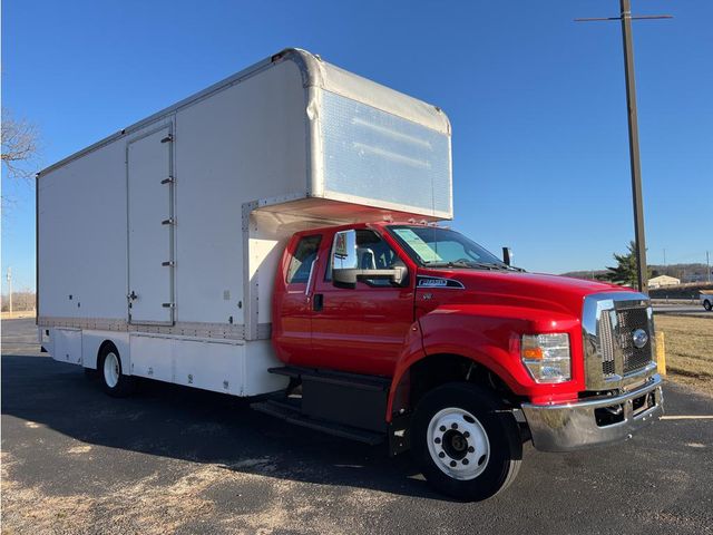 2019 Ford F-650 Pro Loader Gas