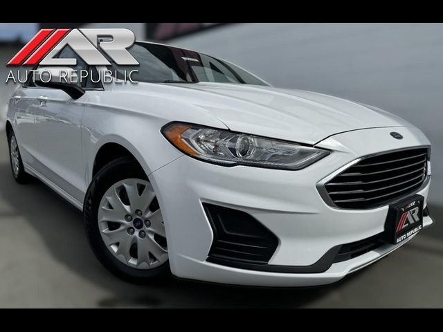 2019 Ford Fusion S