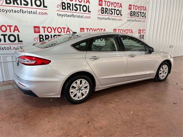 2019 Ford Fusion S