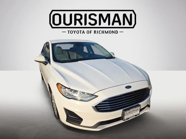 2019 Ford Fusion S