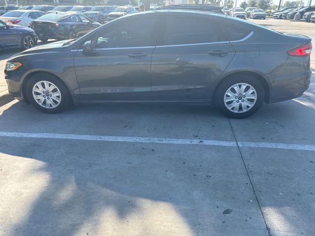 2019 Ford Fusion S