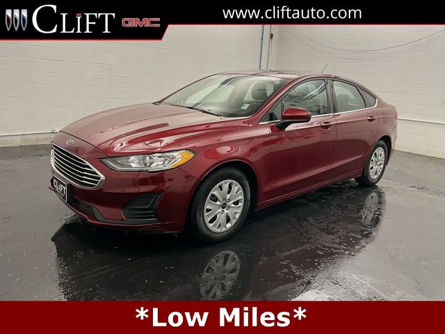 2019 Ford Fusion S