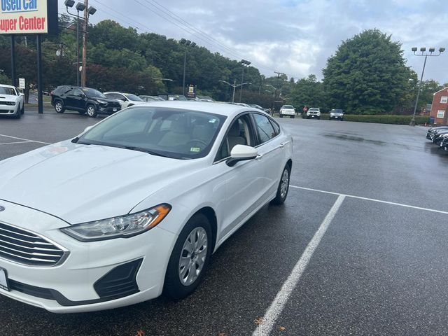 2019 Ford Fusion S