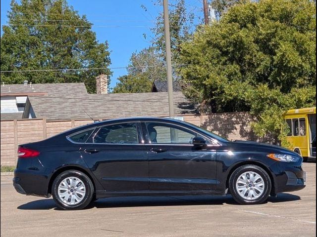 2019 Ford Fusion S