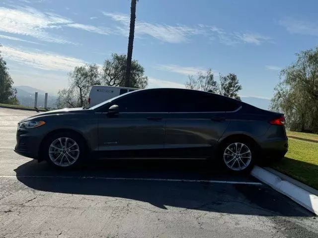 2019 Ford Fusion Hybrid SE