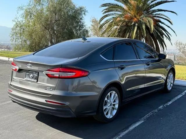 2019 Ford Fusion Hybrid SE