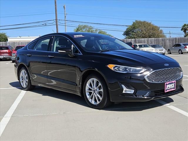 2019 Ford Fusion Energi Titanium