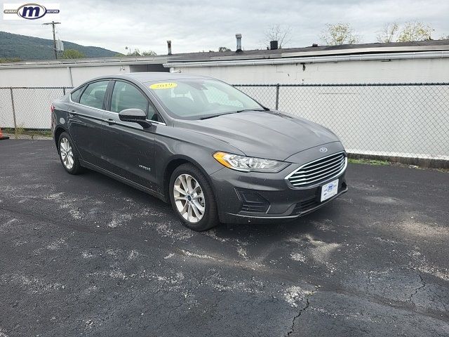 2019 Ford Fusion Hybrid SE