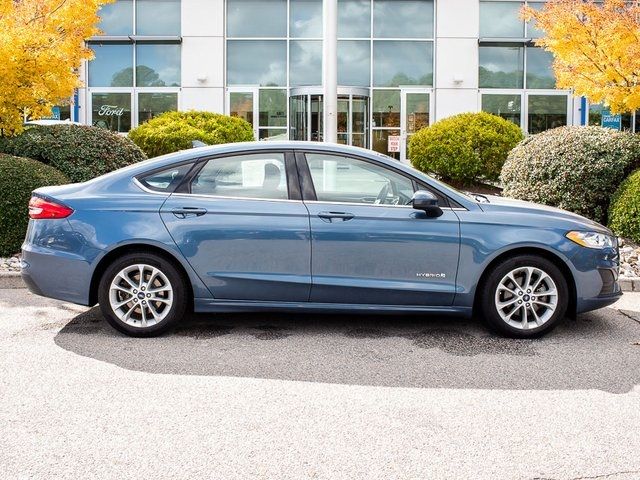 2019 Ford Fusion Hybrid SE